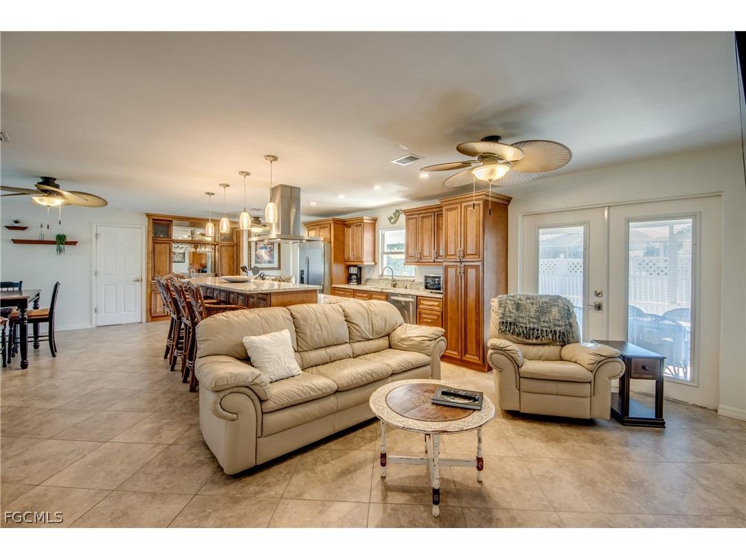 1122 El Dorado Parkway E Cape Coral FL 33904 2026010624 image24