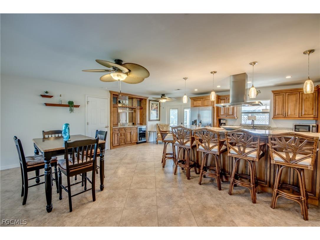 1122 El Dorado Parkway E Cape Coral FL 33904 2026010624 image3