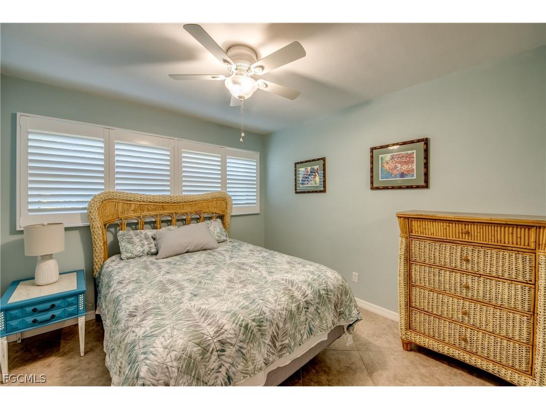 1122 El Dorado Parkway E Cape Coral FL 33904 2026010624 image35