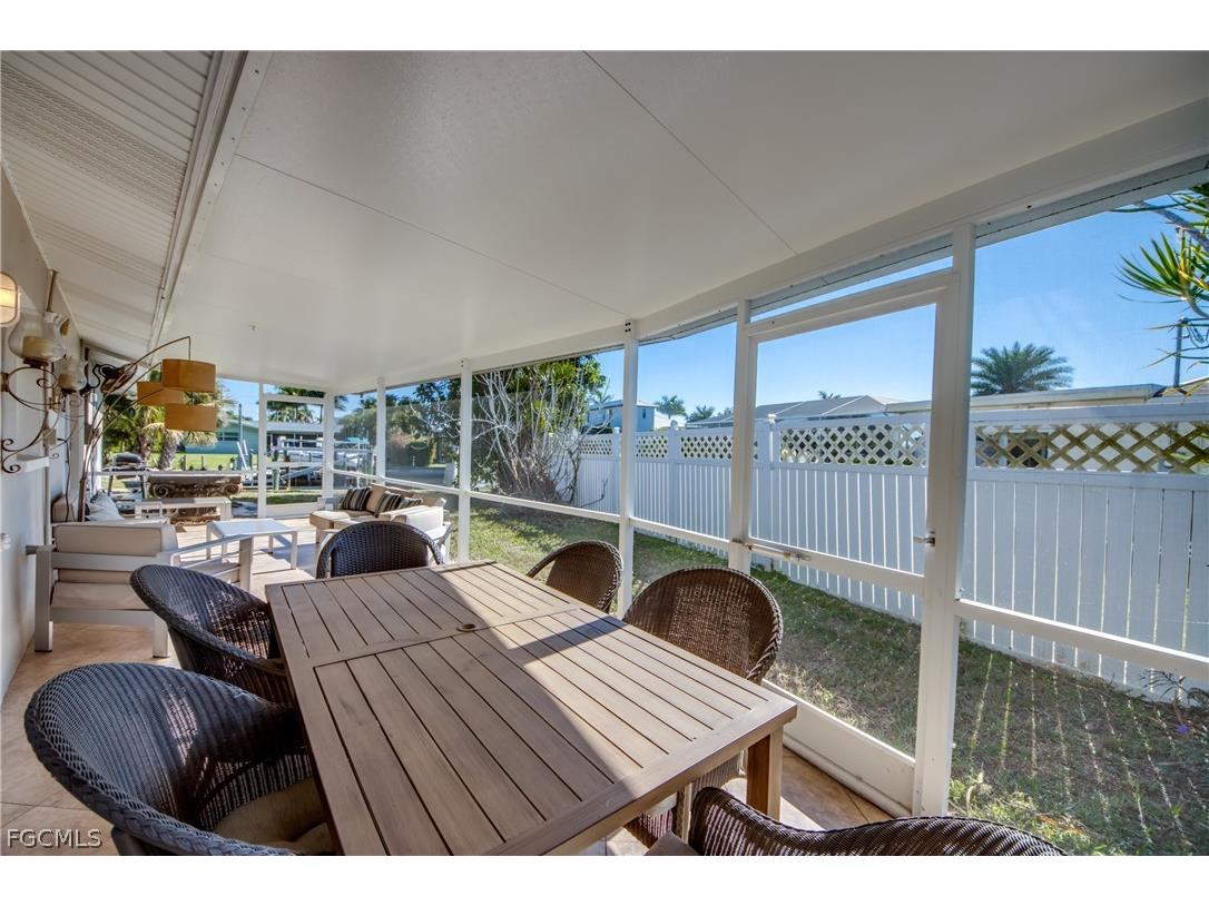 1122 El Dorado Parkway E Cape Coral FL 33904 2026010624 image43