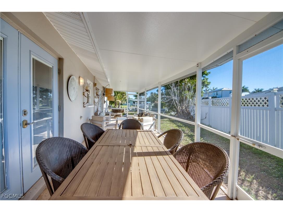 1122 El Dorado Parkway E Cape Coral FL 33904 2026010624 image44