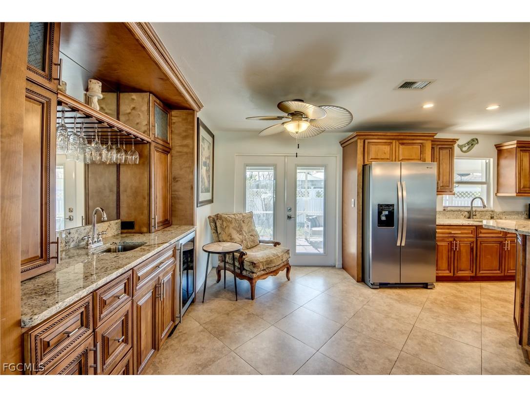 1122 El Dorado Parkway E Cape Coral FL 33904 2026010624 image8