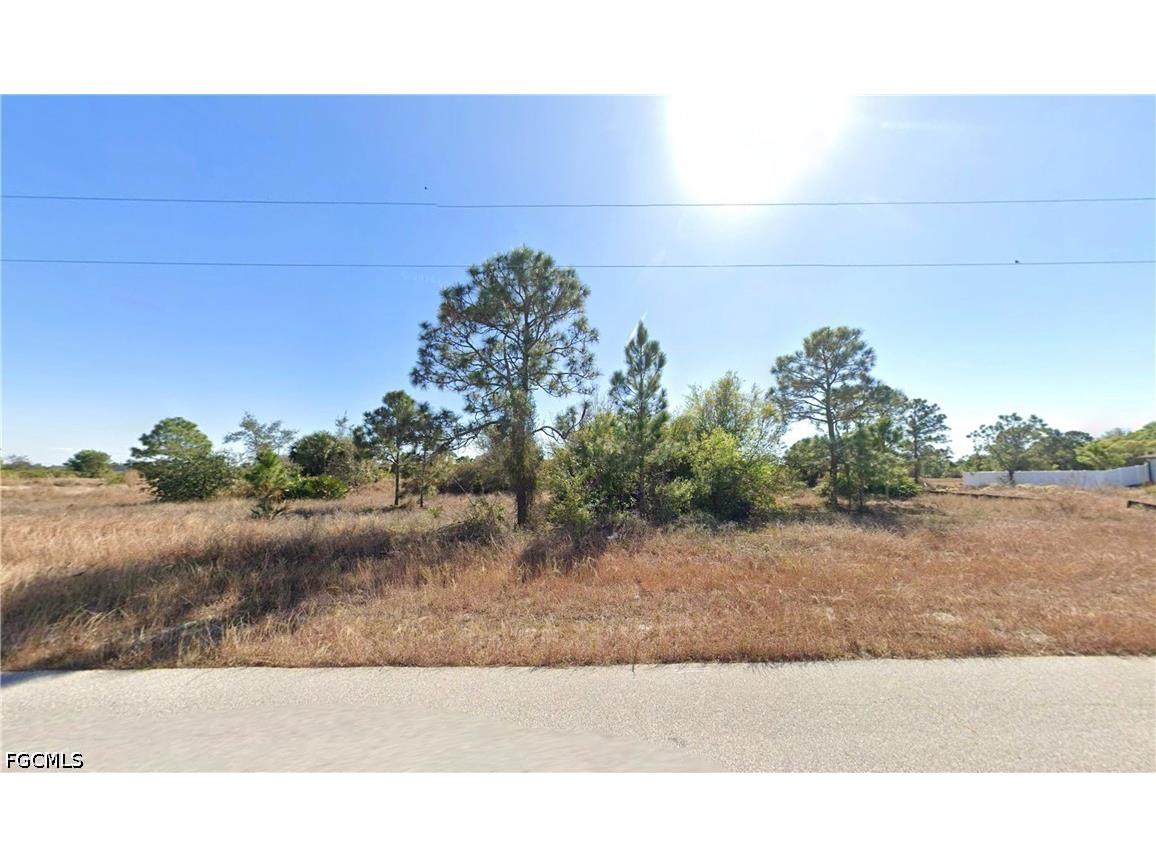 1122 Fontana Street E Lehigh Acres FL 33974 2026030450 image2