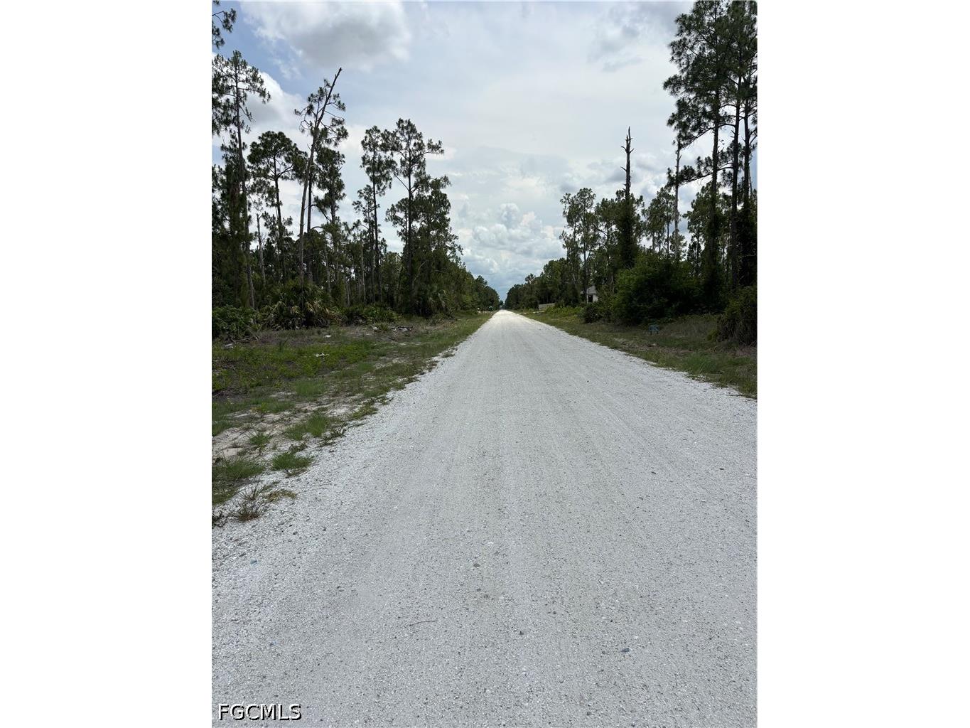 1122 Johns Avenue Lehigh Acres FL 33972 2026025598 image1