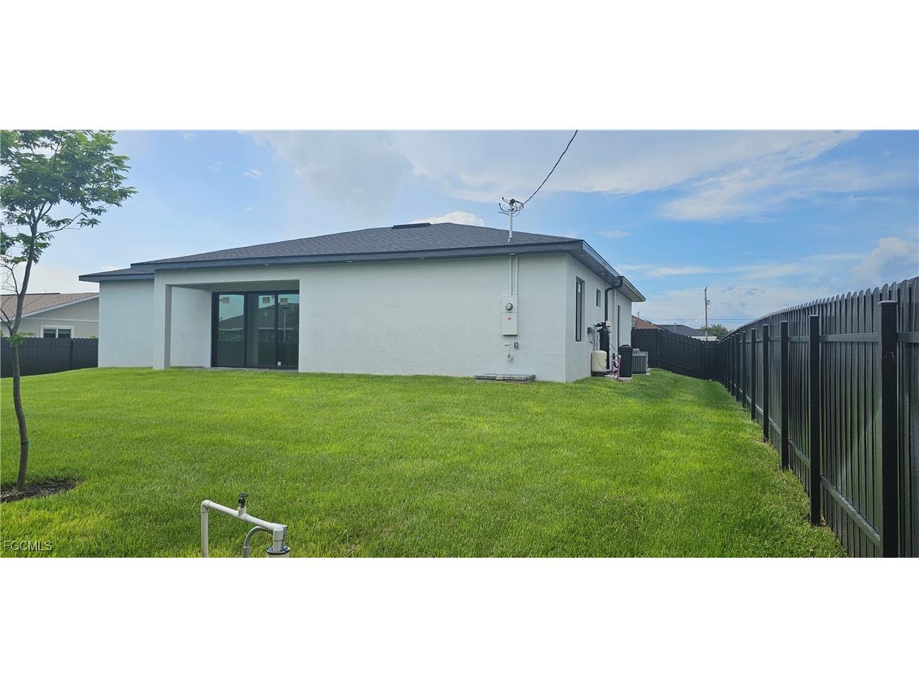 1122 NW 15th Street Cape Coral FL 33993 2025021557 image15