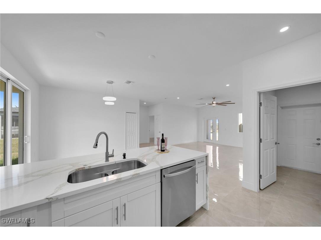 1122 NW 15th Terrace Cape Coral FL 33993 225031926 image10