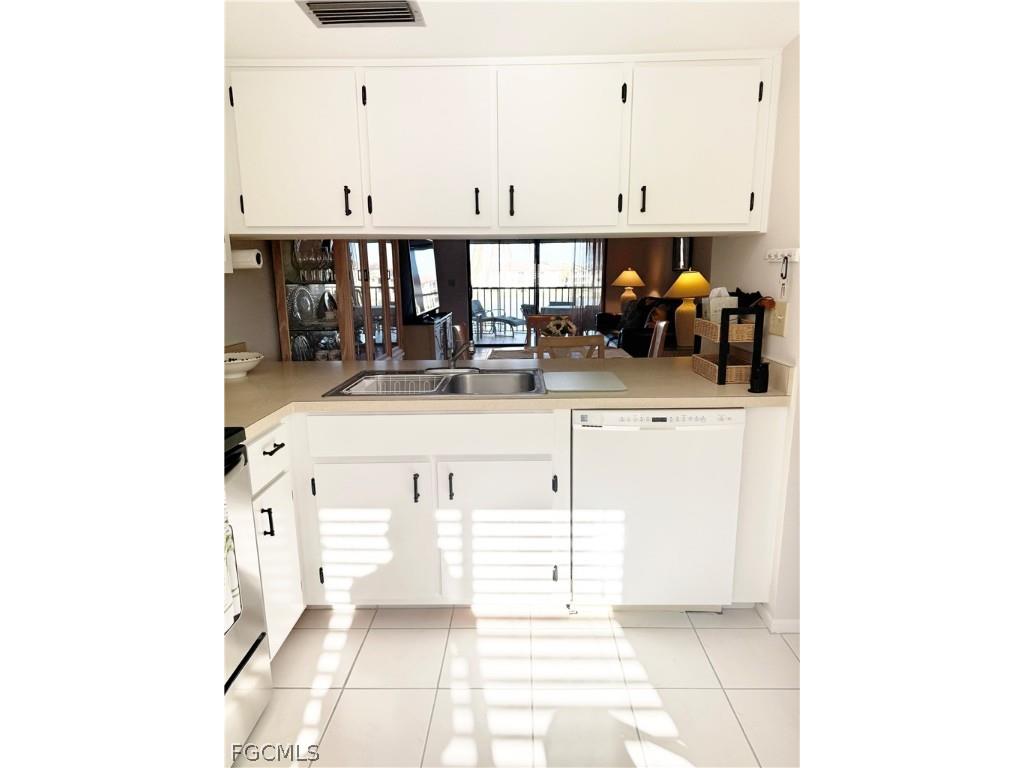 11220 Caravel Circle #304 Fort Myers FL 33908 2026008576 image13