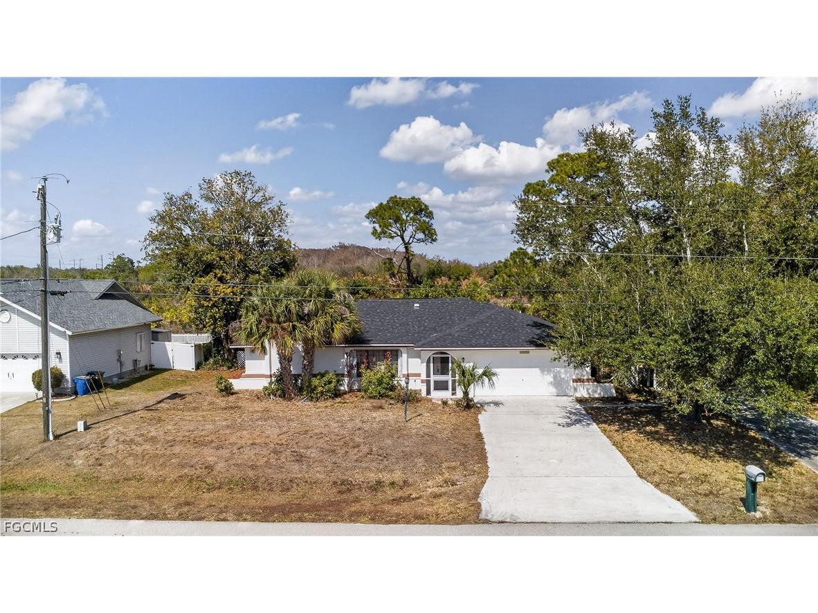 11225 Rabun Gap Drive NW North Fort Myers FL 33917 2025016849 image2