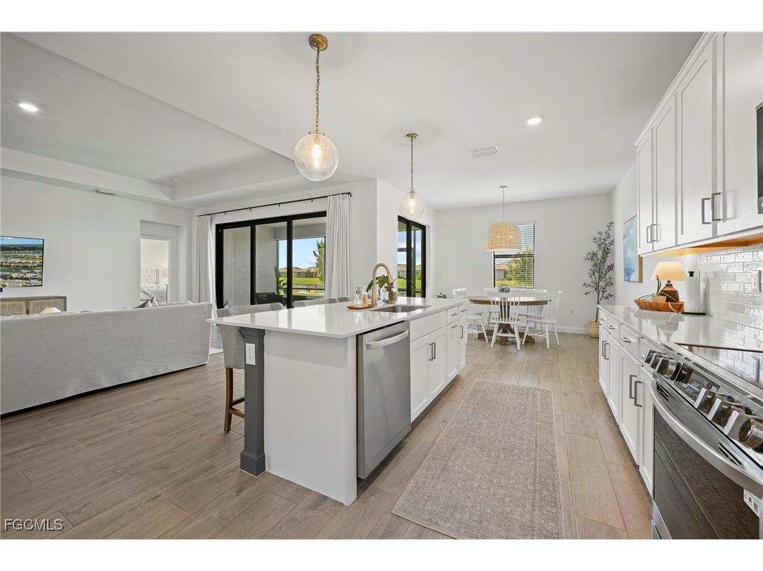 11227 Canopy Loop Fort Myers FL 33913 2025018895 image13