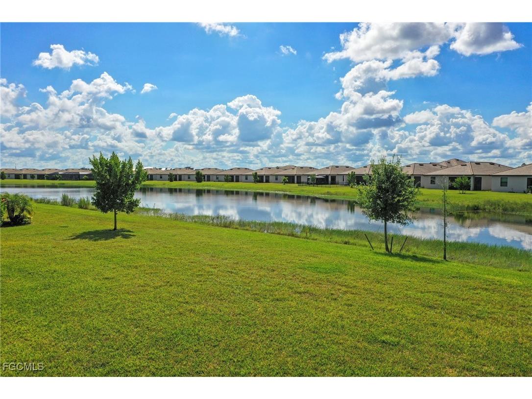 11227 Canopy Loop Fort Myers FL 33913 2025018895 image35