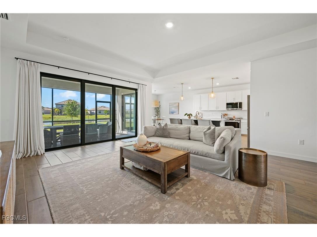 11227 Canopy Loop Fort Myers FL 33913 2025018895 image8