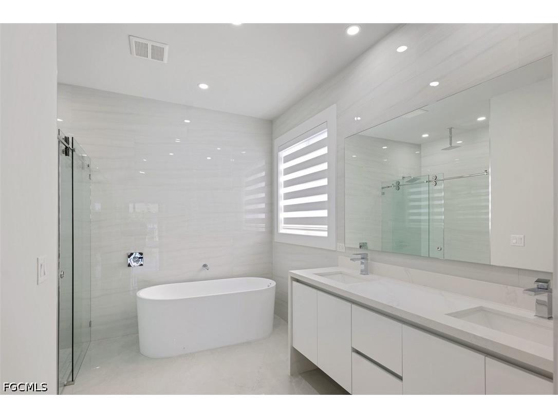 1123 NE 10th Street Cape Coral FL 33909 2026017880 image15