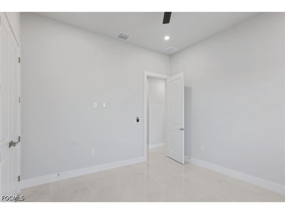 1123 NE 10th Street Cape Coral FL 33909 2026017880 image17