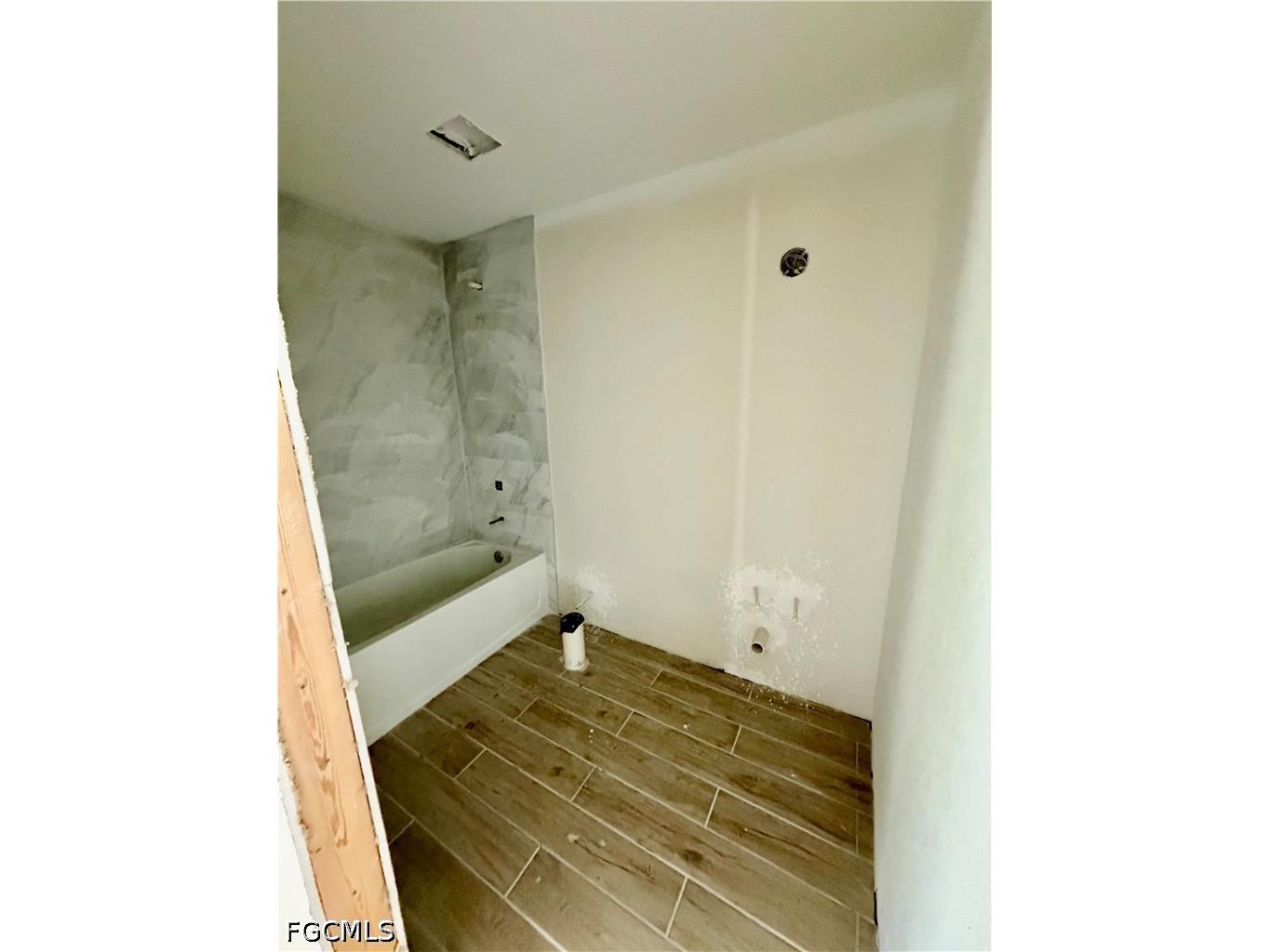 1123 NW 24th Terrace Cape Coral FL 33993 2026020925 image12