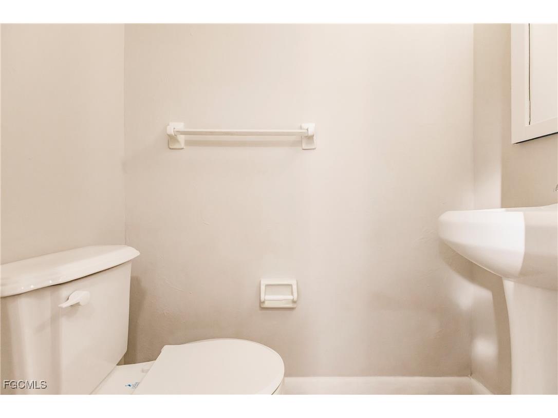 1123 SW 48th Terrace #103 Cape Coral FL 33914 2025015737 image19