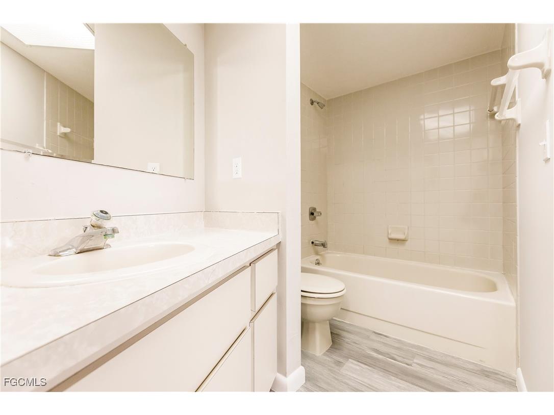 1123 SW 48th Terrace #104 Cape Coral FL 33914 2025017249 image28