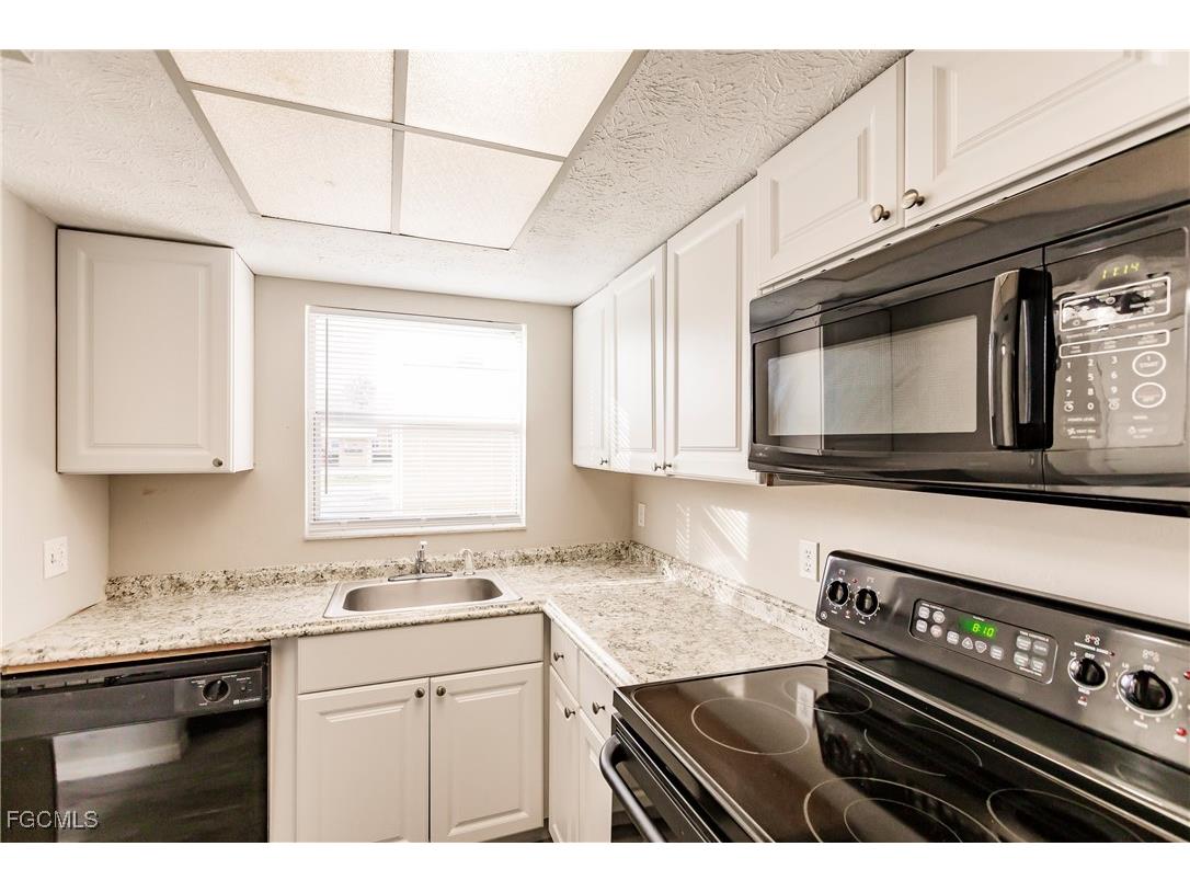 1123 SW 48th Terrace #104 Cape Coral FL 33914 2025017249 image8