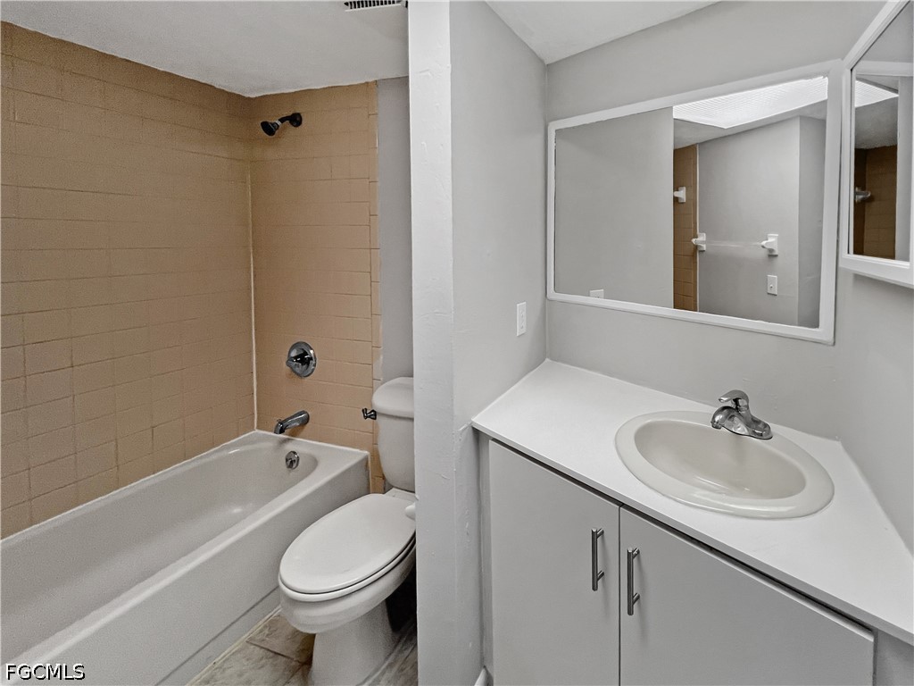 1123 SW 48th Terrace #104 Cape Coral FL 33914 2026017970 image14