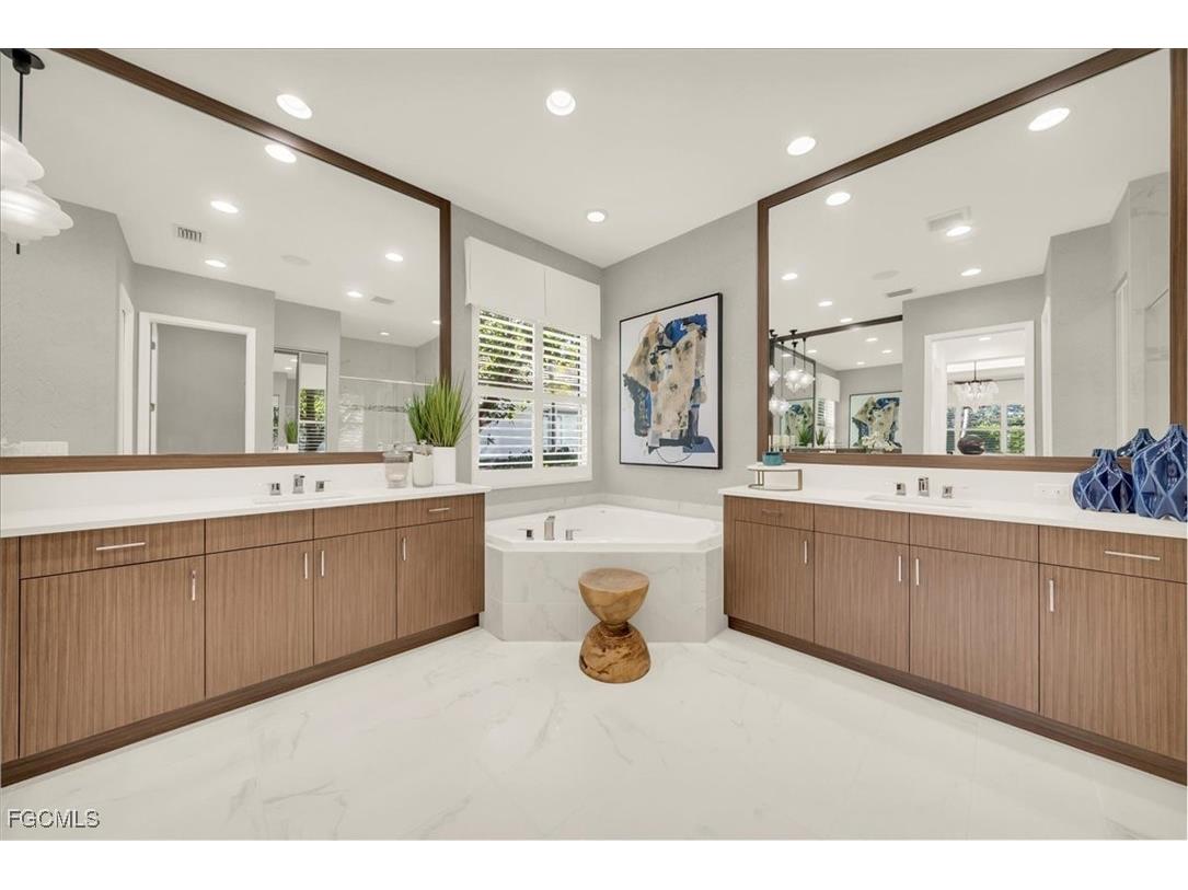 11230 Daphne Court Naples FL 34120 2026001115 image34