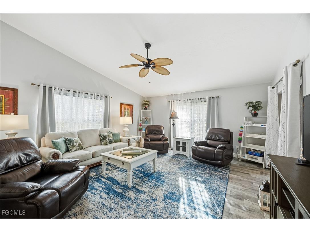 11235 Caravel Circle Fort Myers FL 33908 2025020347 image2