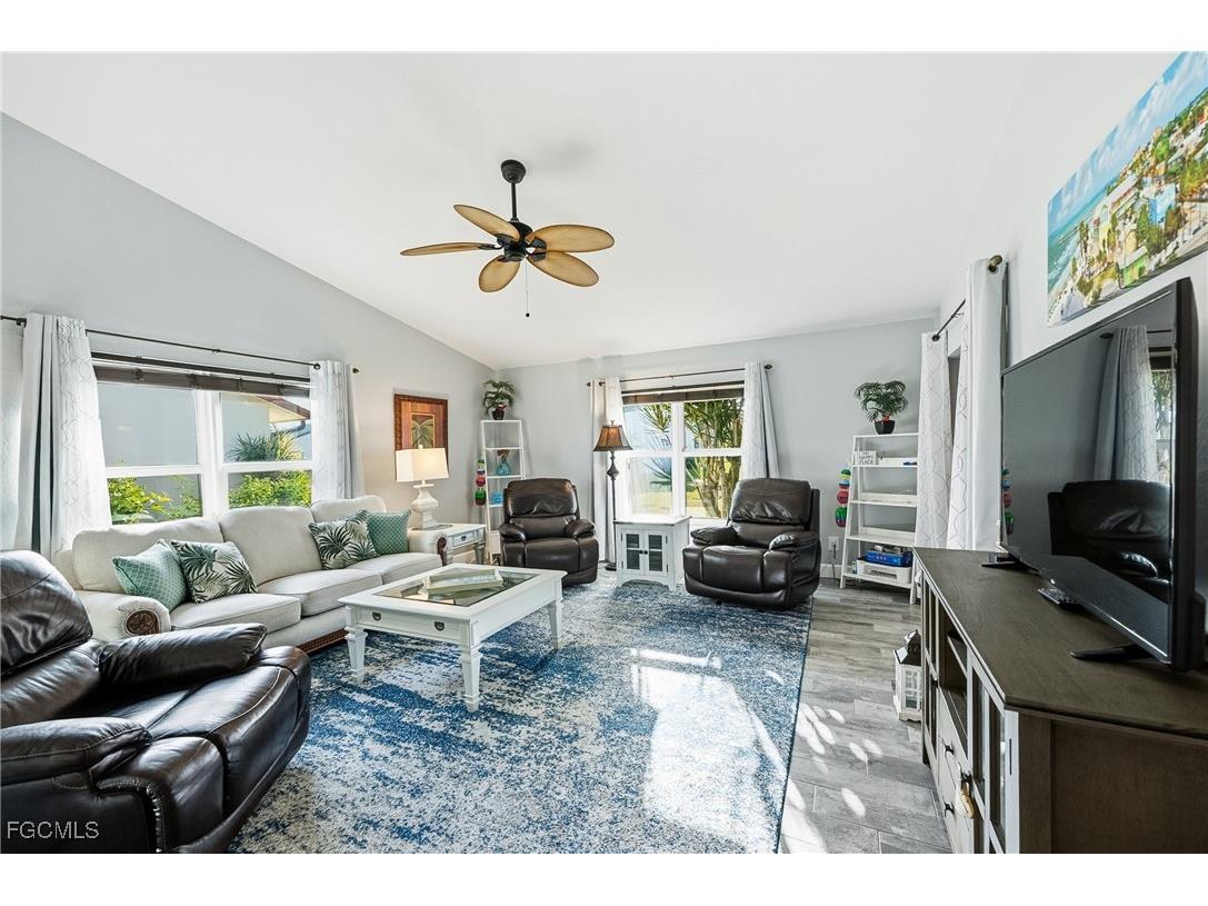 11235 Caravel Circle Fort Myers FL 33908 2025020347 image5