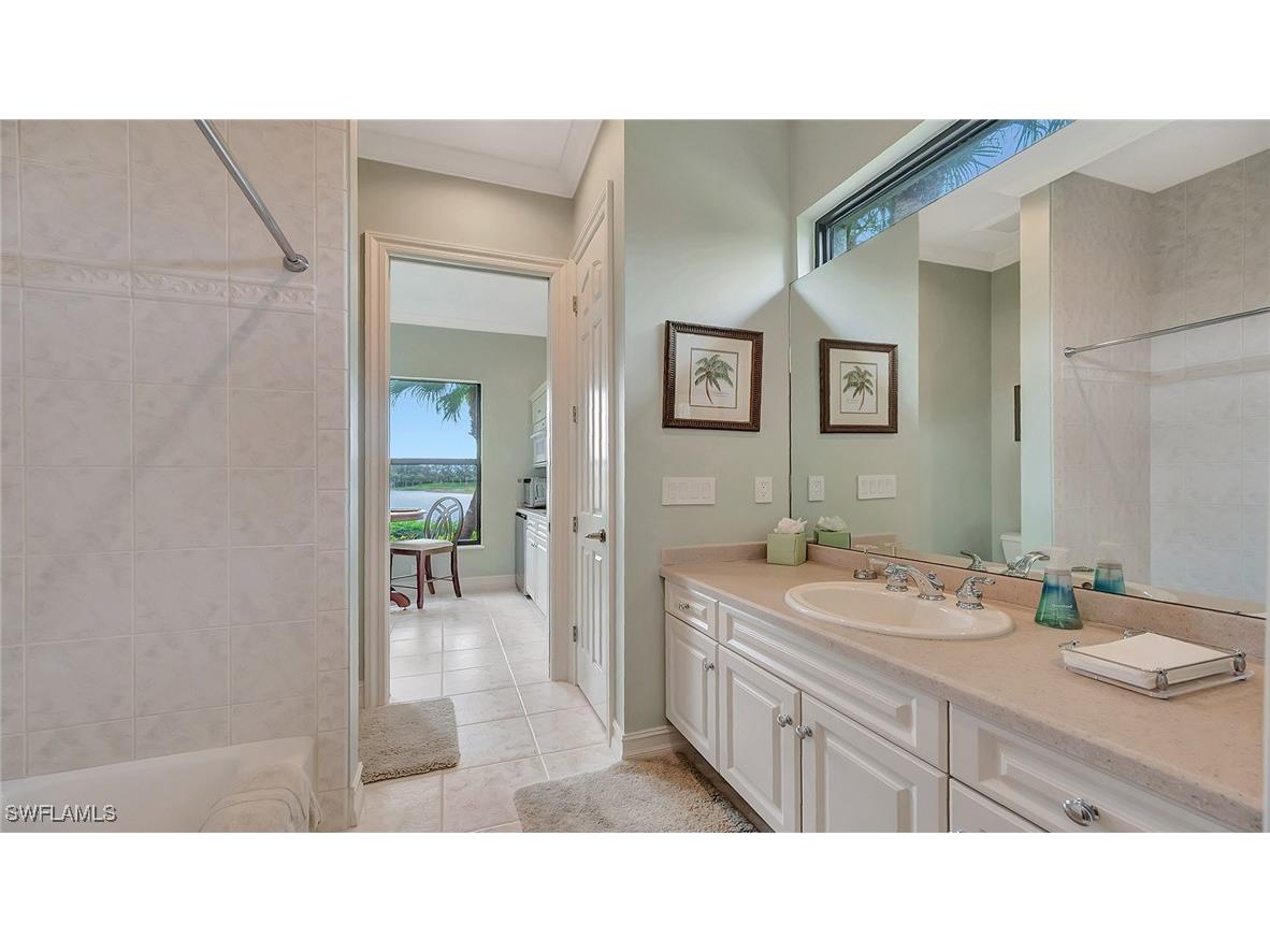 11238 Five Oaks Lane Naples FL 34120 226003240 image10