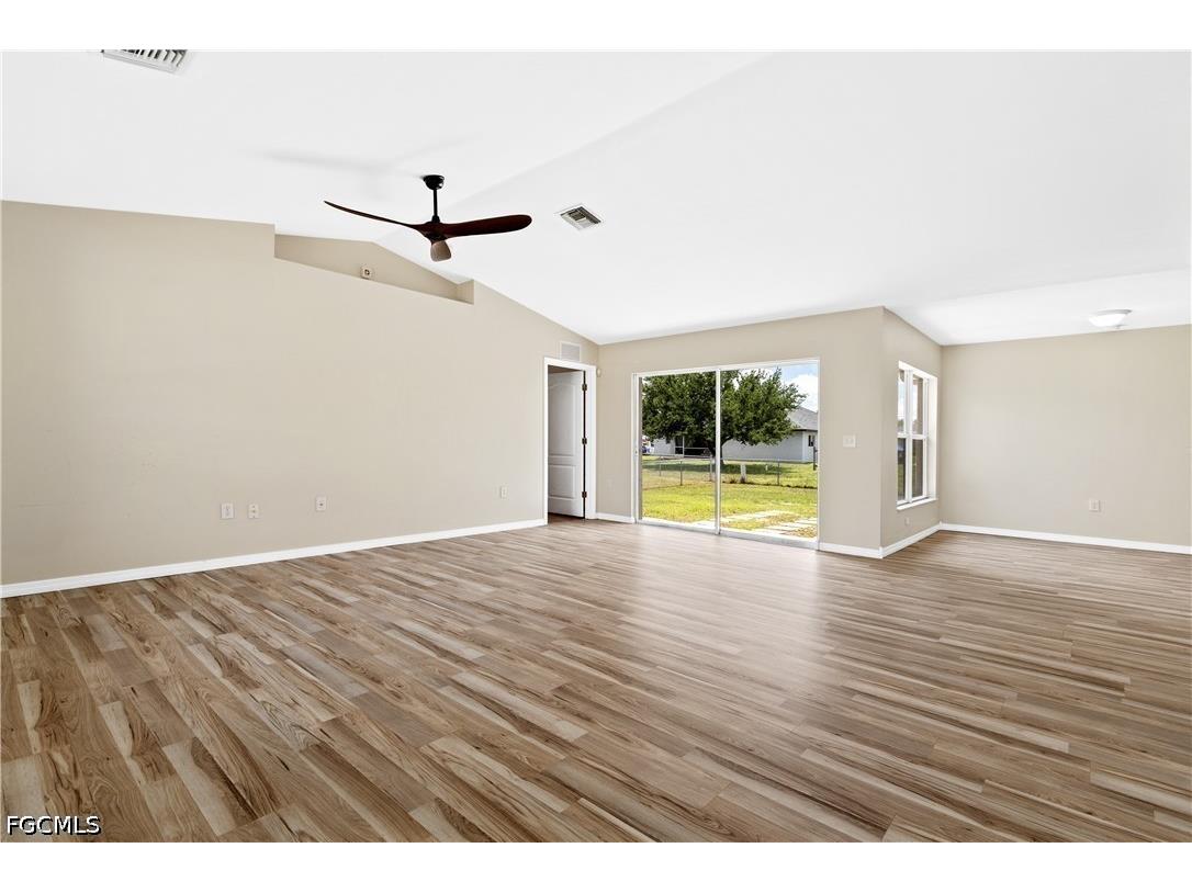 1124 Diplomat Parkway W Cape Coral FL 33993 2026027141 image3