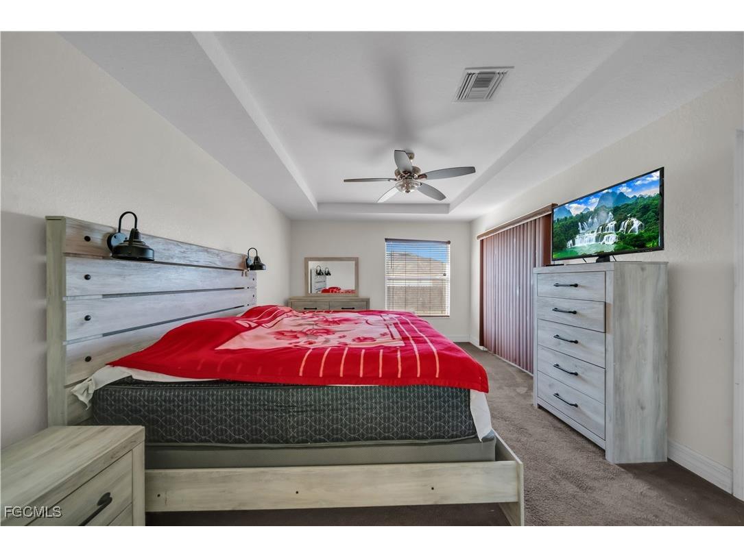 1124 NE 15th Street Cape Coral FL 33909 2025021367 image24