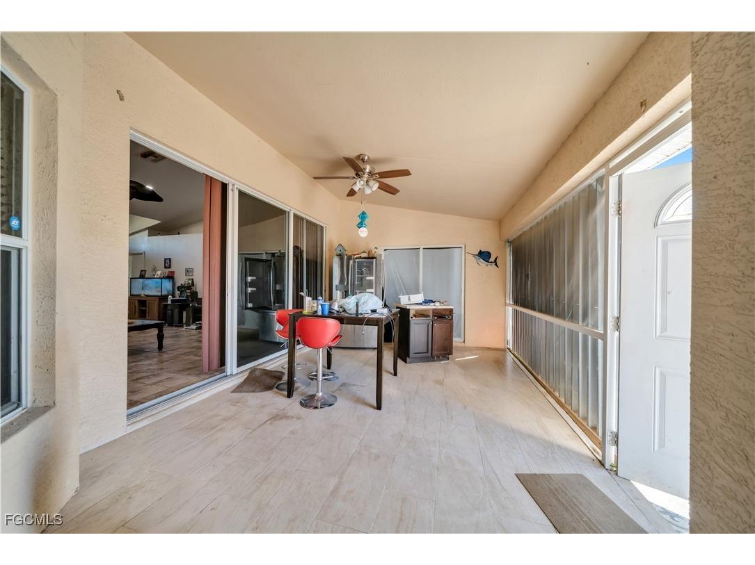 1124 NE 15th Street Cape Coral FL 33909 2025021367 image32