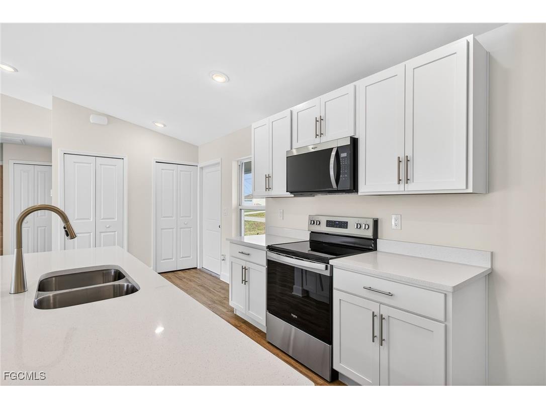 1124 NW 19th Avenue Cape Coral FL 33993 2026004339 image10