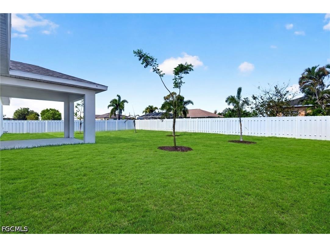 1124 NW 19th Avenue Cape Coral FL 33993 2026004339 image2