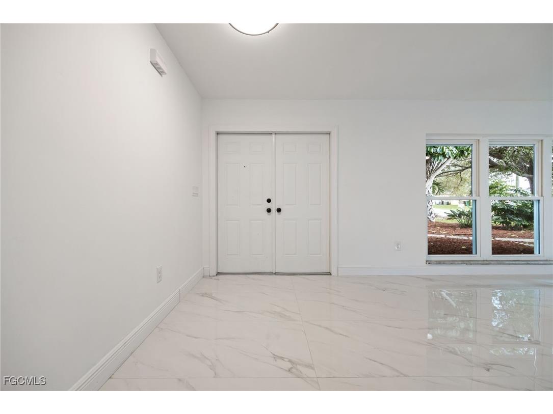 1124 NW 1st Place Cape Coral FL 33993 2025016634 image6