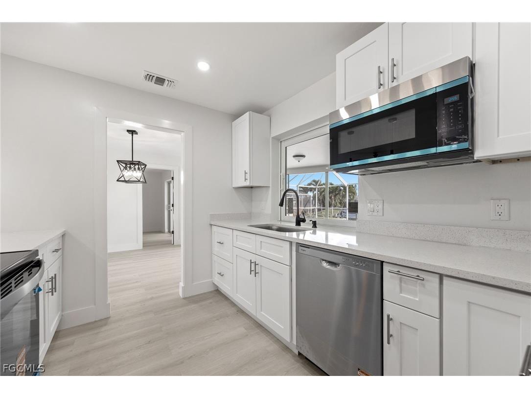 1124 SE 31st Street Cape Coral FL 33904 2026009474 image14