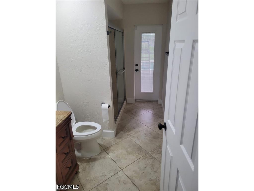 1124 SE 4th Street Cape Coral FL 33990 2026028624 image16