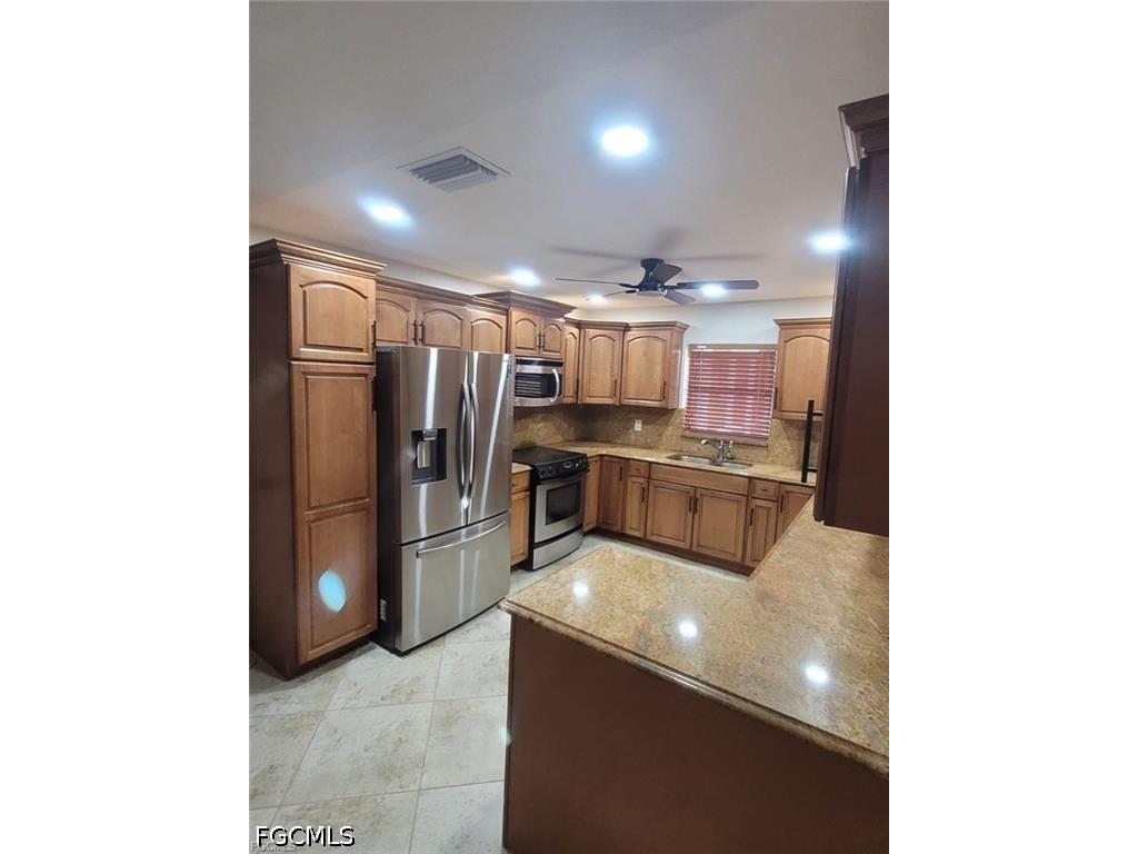1124 SE 4th Street Cape Coral FL 33990 2026028624 image22