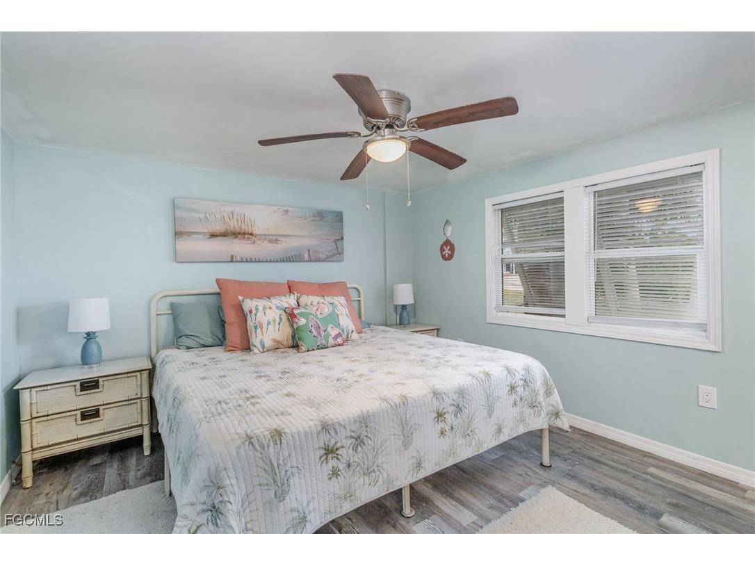 11240 Azalea Lane Fort Myers Beach FL 33931 2025020049 image12