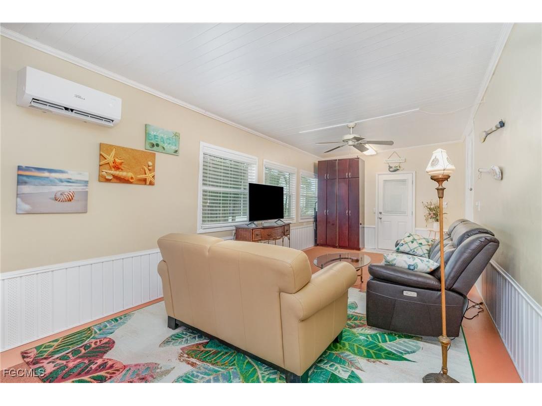 11240 Azalea Lane Fort Myers Beach FL 33931 2025020049 image7