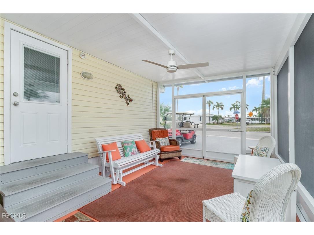 11240 Azalea Lane Fort Myers Beach FL 33931 2025020049 image8