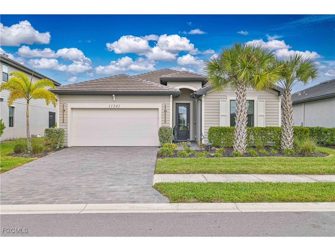 11241 Timber Creek Drive Fort Myers FL 33913 2025025575 image1