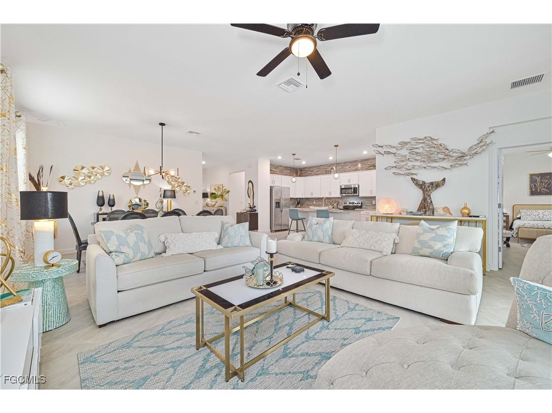 11241 Timber Creek Drive Fort Myers FL 33913 2025025575 image5