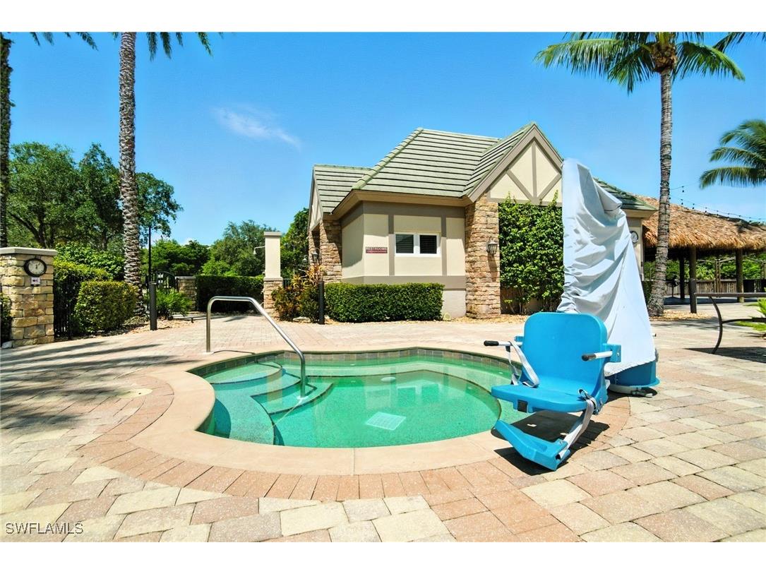 11242 Five Oaks Lane Naples FL 34120 225066959 image9