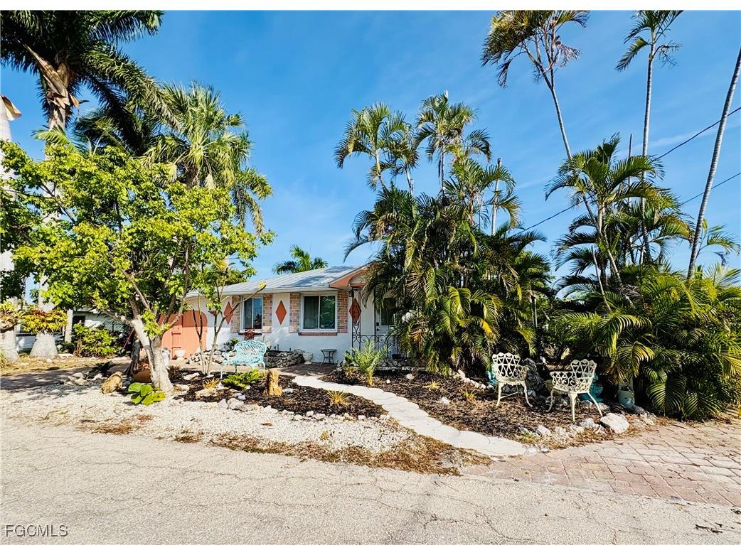 11242 Matlacha Avenue Matlacha FL 33993 2025023360 image20