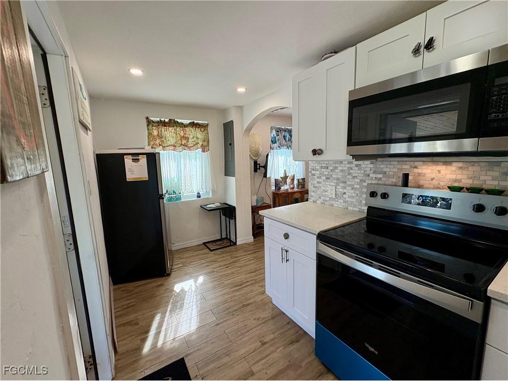 11242 Matlacha Avenue Matlacha FL 33993 2025023360 image6