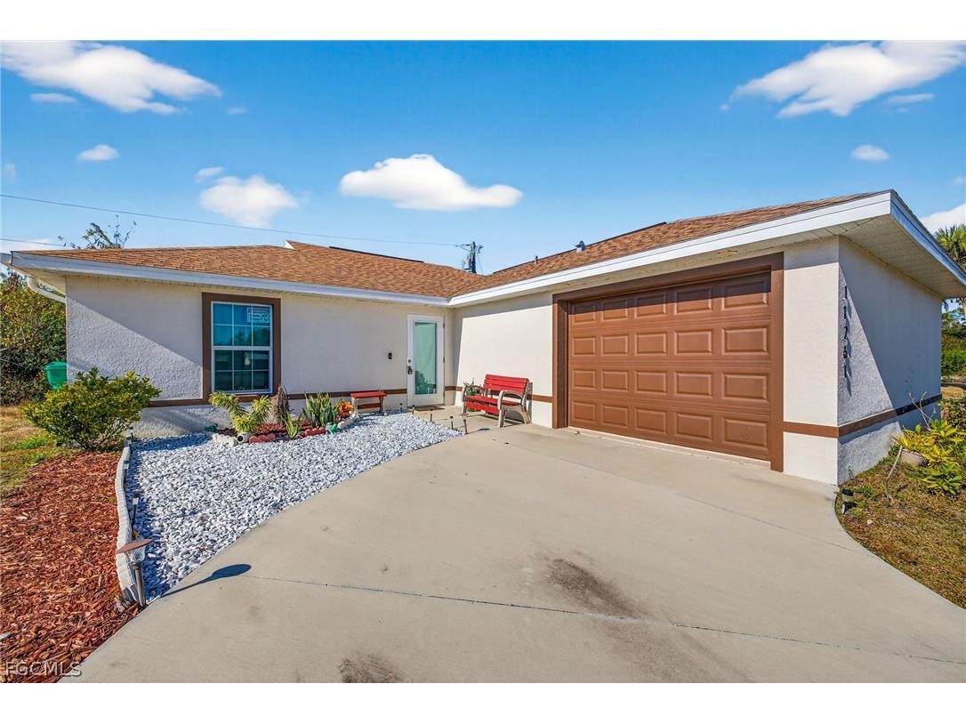 11249 / 11261 6th Avenue Punta Gorda FL 33955 2026005178 image1