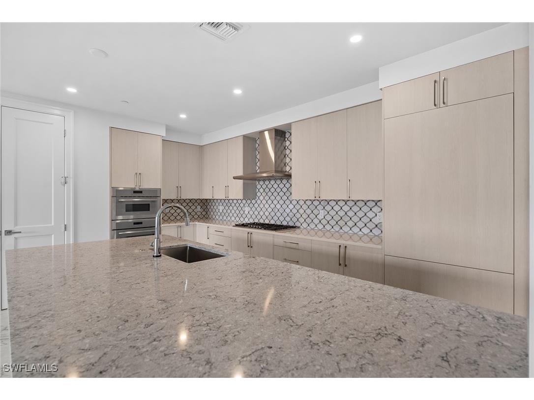 1125 Central Avenue #566 Naples FL 34102 225073860 image10