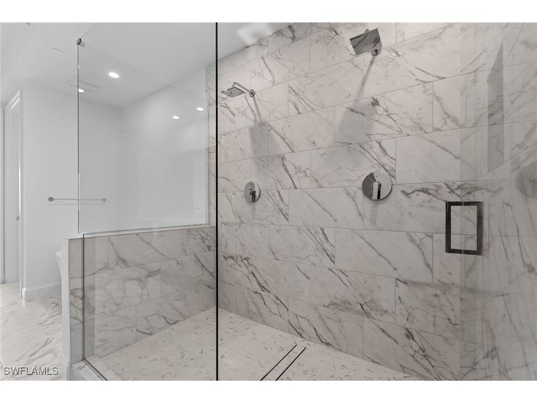 1125 Central Avenue #566 Naples FL 34102 225073860 image25