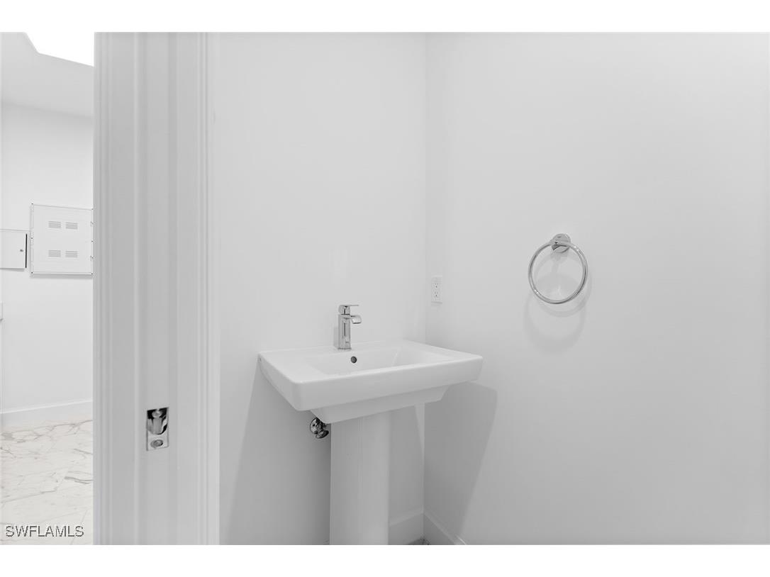 1125 Central Avenue #566 Naples FL 34102 225073860 image42