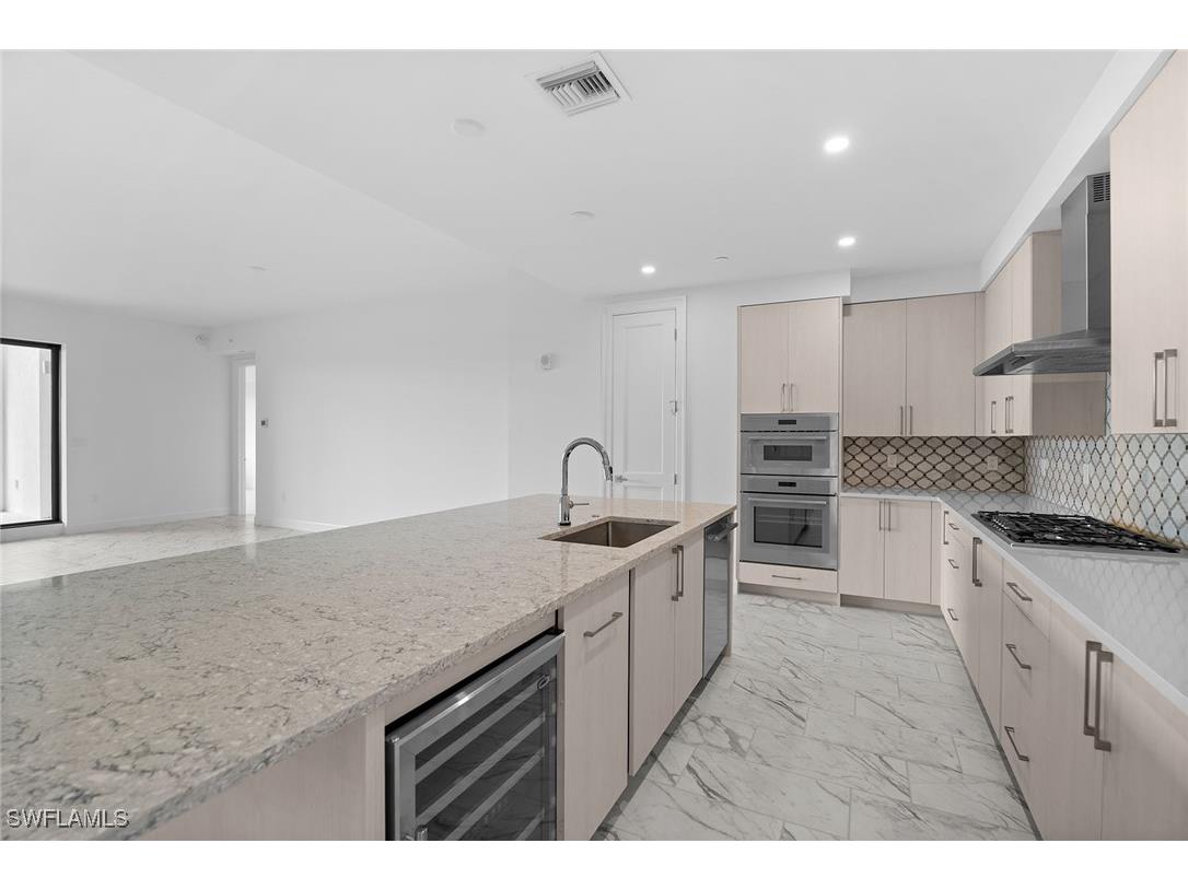 1125 Central Avenue #566 Naples FL 34102 225073860 image8