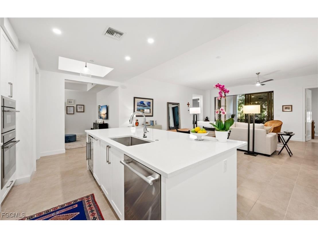 1125 Central Avenue #261 Naples FL 34102 2025018324 image2