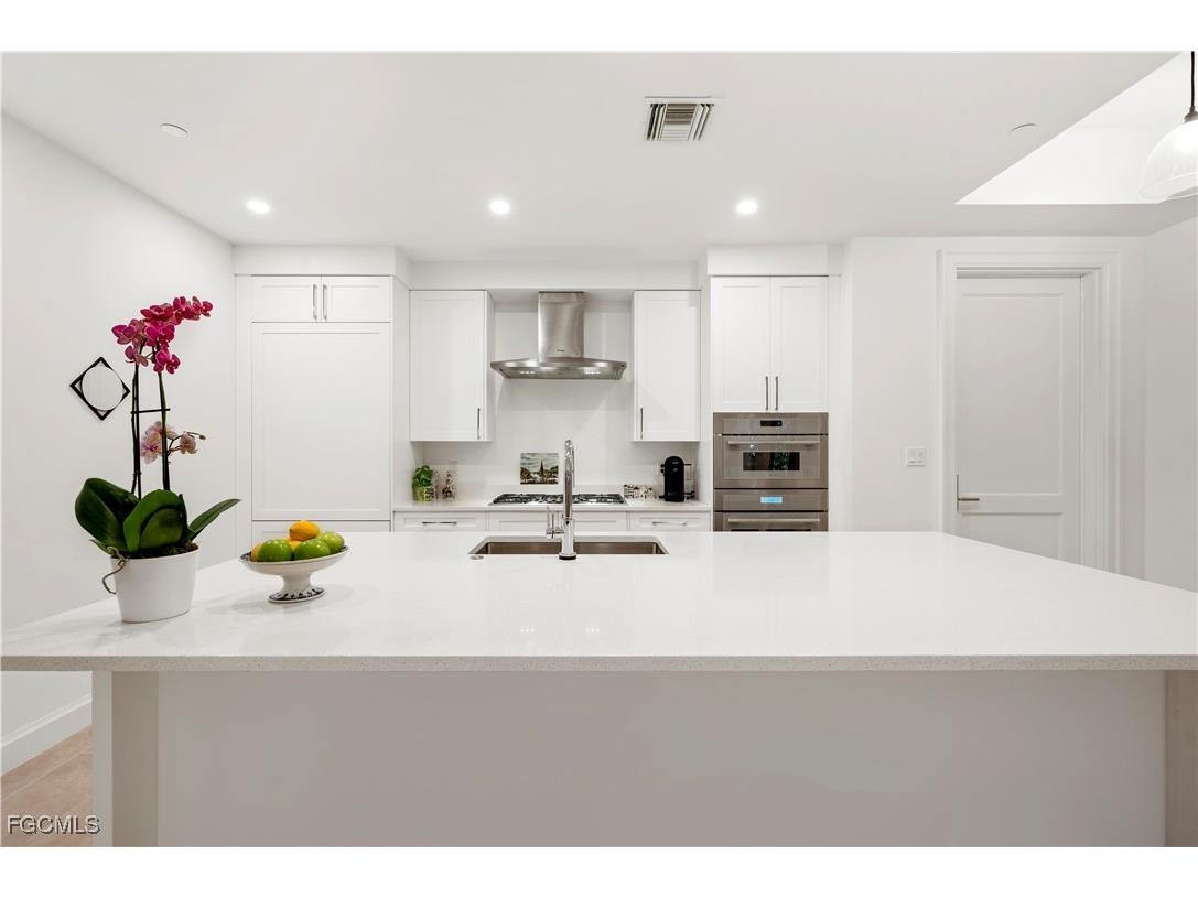 1125 Central Avenue #261 Naples FL 34102 2025018324 image3